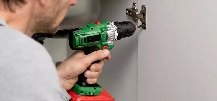Commercial Door Hinge Repair Euclid