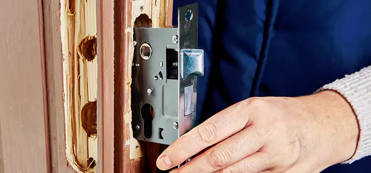 Garage Door Lock Replacement Euclid